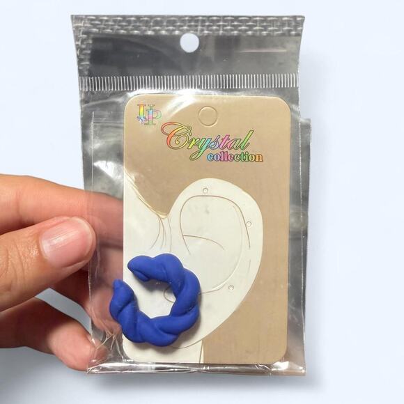 Other Jewelry - Blue plastic ear cuff earcuff